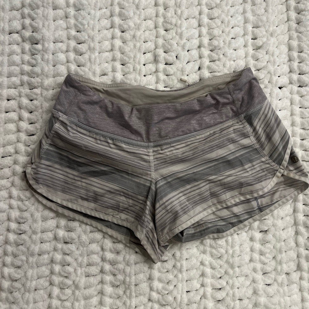 Lululemon Speed Up Shorts Size 6
